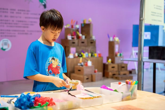 府中15喜迎十四週年館慶 系列活動「One 4 All」熱鬧登場 45 《圖說》府中15館慶活動推出親子教育課程,打造不同主題的親子工作坊。〈文化局提供〉