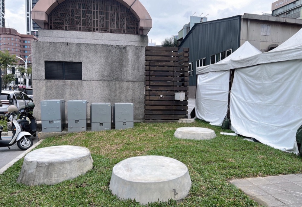 新北府中橋墩殘骸變市容垃圾 劉美芳籲拆除殘體勿再包裝 200 248251207a04