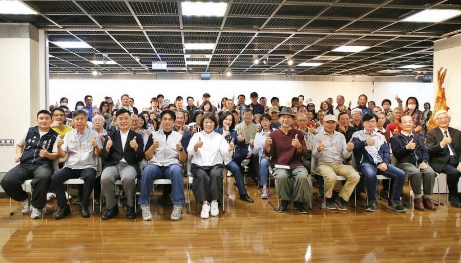 睽違五年再展創作 李宗霖木雕個展「還淳返樸」熱鬧登場