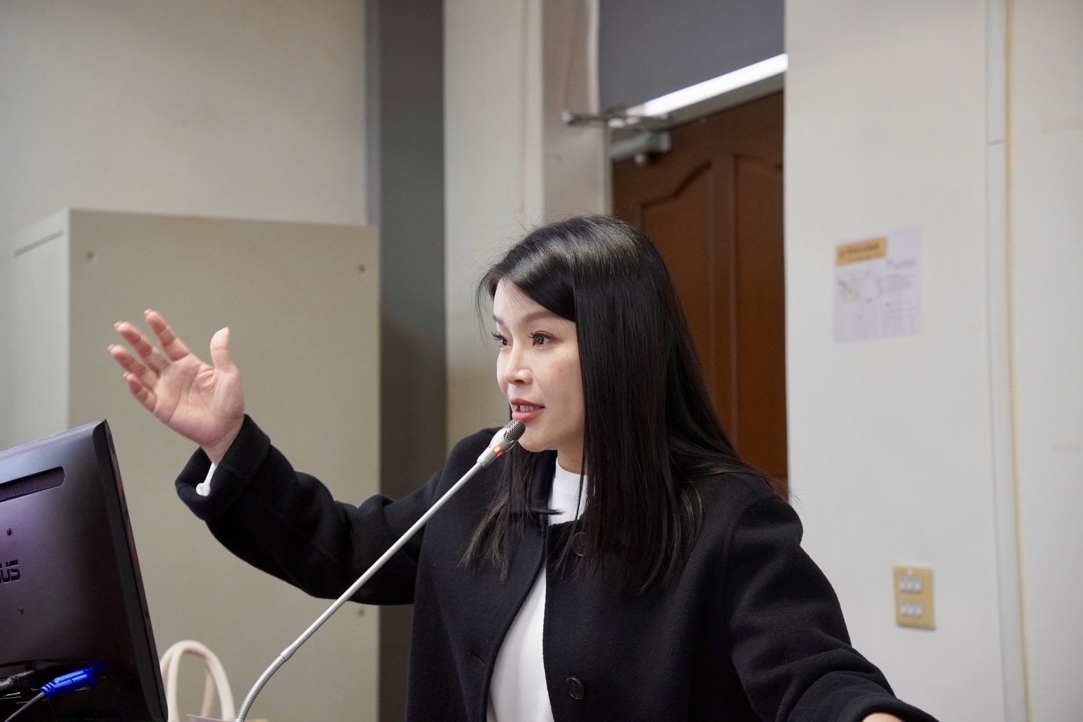 張嘉郡揭農民退休儲金投保率低 陳駿季允諾讓農民少繳、政府多負擔 234 張嘉郡揭農民退休儲金投保率低 陳駿季允諾讓農民少繳、政府多負擔 233