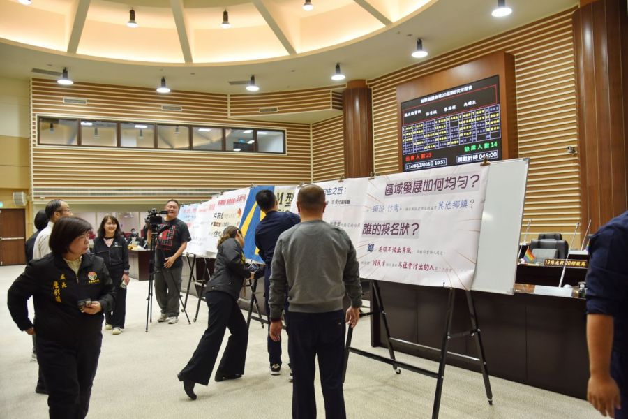 議員質詢 鍾東錦允照顧農友並致力免費營養午餐