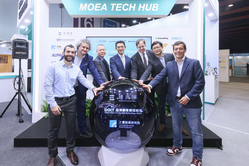 IEEE GLOBECOM匯聚全球6G菁英來臺 經濟部發表我國首套6G基地台天線系統 22 11412092 1