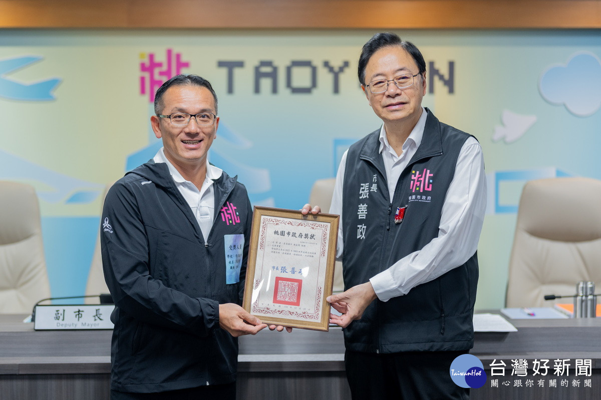 桃園選手勇奪世界盃蹼泳巡迴賽4金6銀5銅，桃園市長張善政鼓勵持續努力再創佳績。