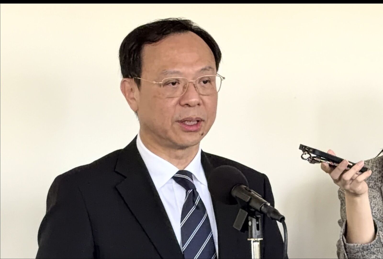 家醫科「可動刀醫美」恐翻盤 衛福部長石崇良:個人不認同 210 家醫科「可動刀醫美」恐翻盤 衛福部長石崇良:個人不認同 209