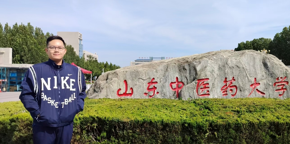 ▲臺生黃柏元在濟南山東中醫藥大學就讀,覺得學習十分扎實,收穫多!