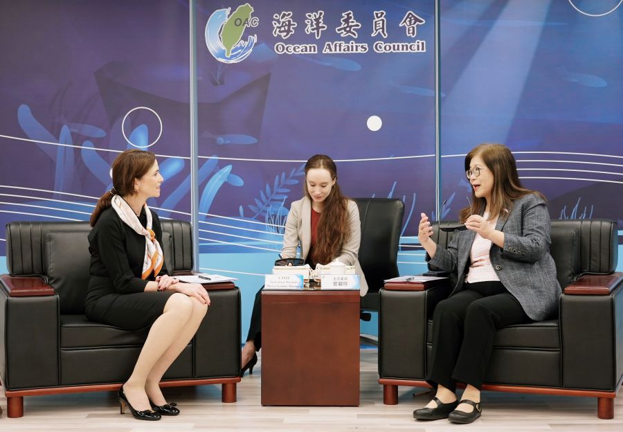 ▲加拿大駐台北貿易辦事處何曼麗代表與海洋委員會主任委員管碧玲會談。