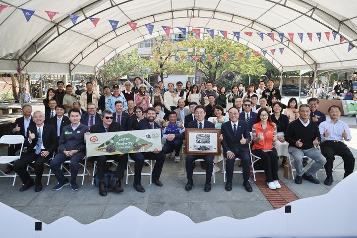 「之音相伴 臺澳共鳴」阿里山林鐵ｘ澳洲之字形鐵路 締結姊妹鐵路跨越南北半球合作創新頁
