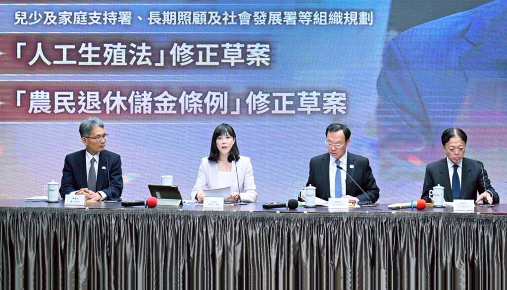 ▲行政院通過「農民退休儲金條例」,降低農民負擔促進退休儲金意願。