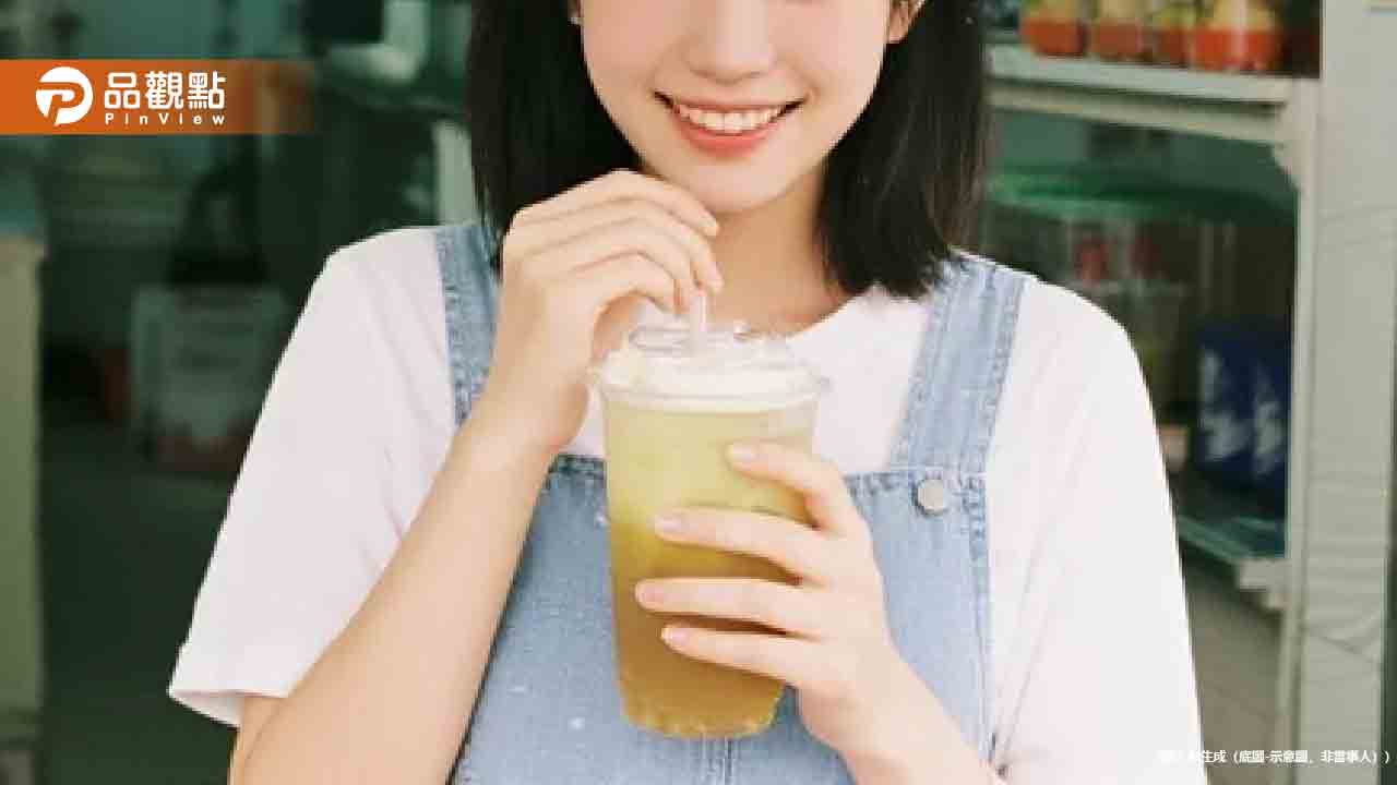 20歲女每天都喝手搖飲不喝水!手腳狂抖體重暴瘦