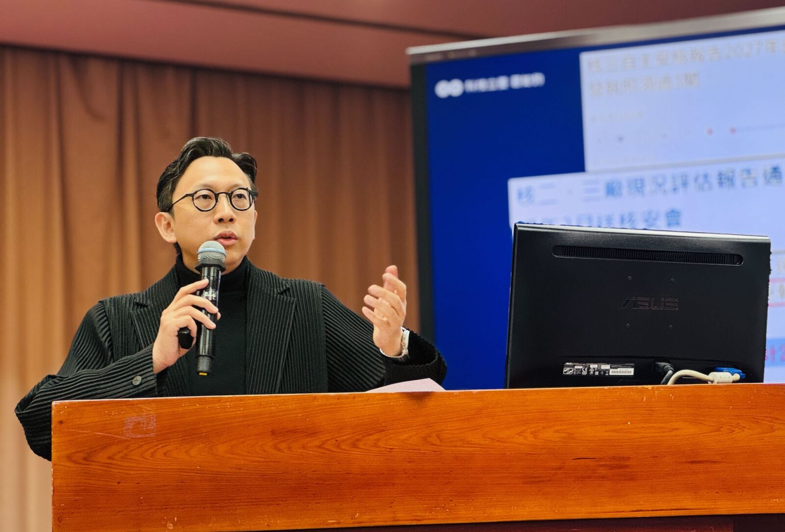 核電重啟監督恐失能? 葛如鈞:核安會降編後叫不動台電 210 核電重啟監督恐失能? 葛如鈞:核安會降編後叫不動台電 209