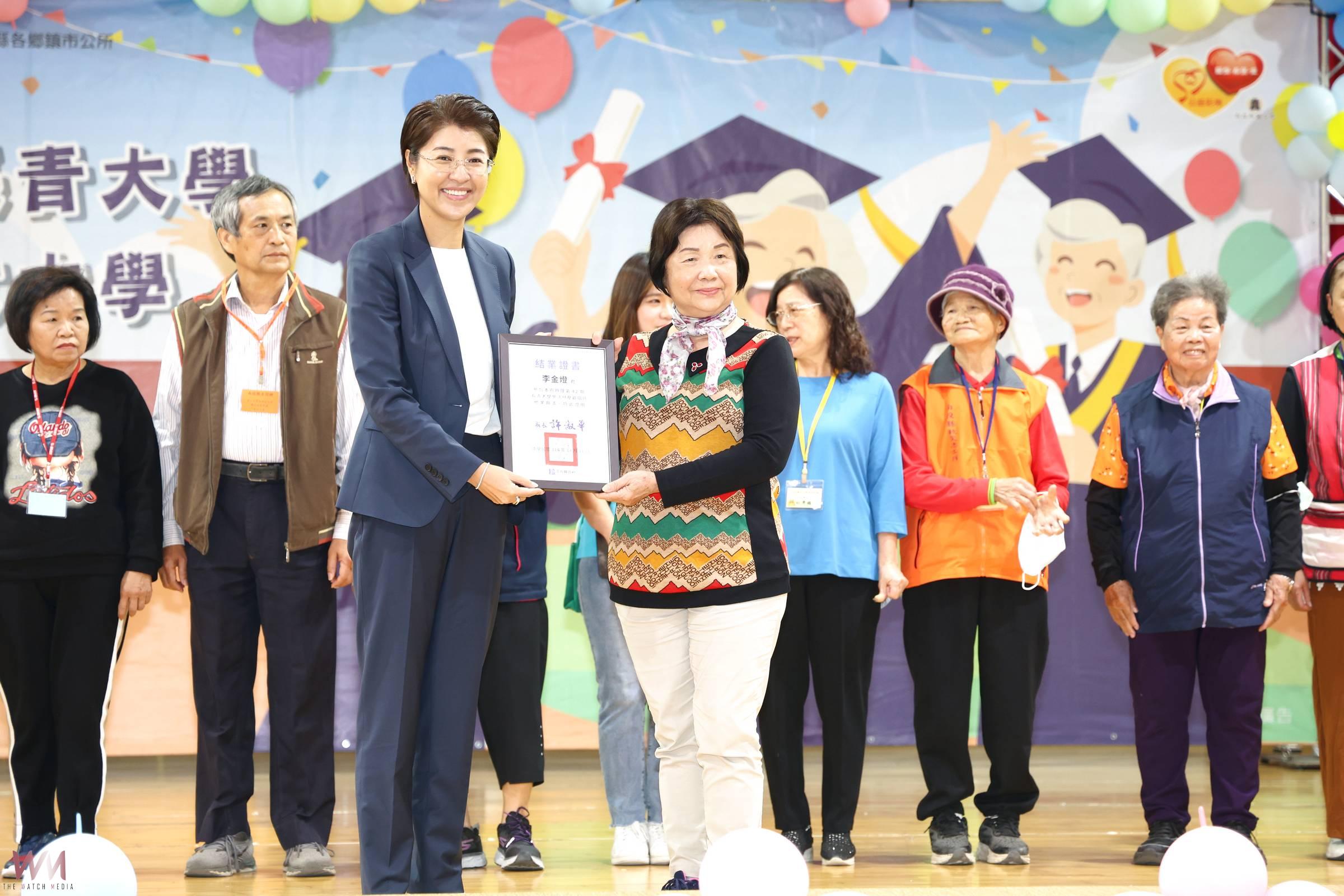 南投縣長青大學暨婦女大學聯合結業典禮盛大隆重 - https://www.watchmedia01.com