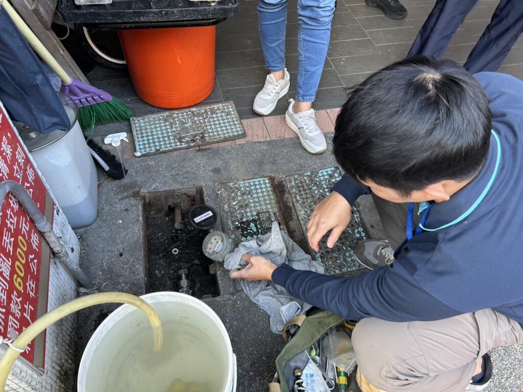 休閒館暗營賭博 北投警連抄3次掃蕩 斷水斷電祭鐵腕 37 1765502297636