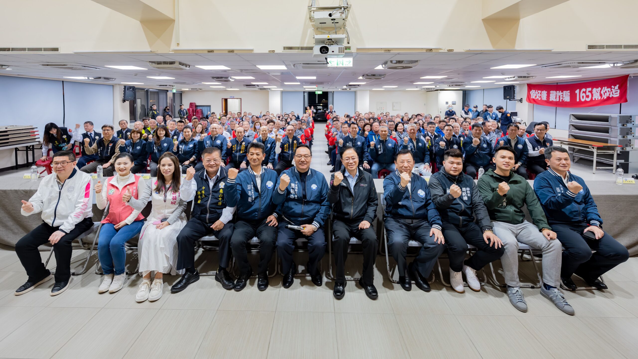 桃市守望相助大隊冬季制服將換新 張善政預告:兼具功能性與美觀 e290a8af 88e2 4f3d 9144 d5345462c24d scaled