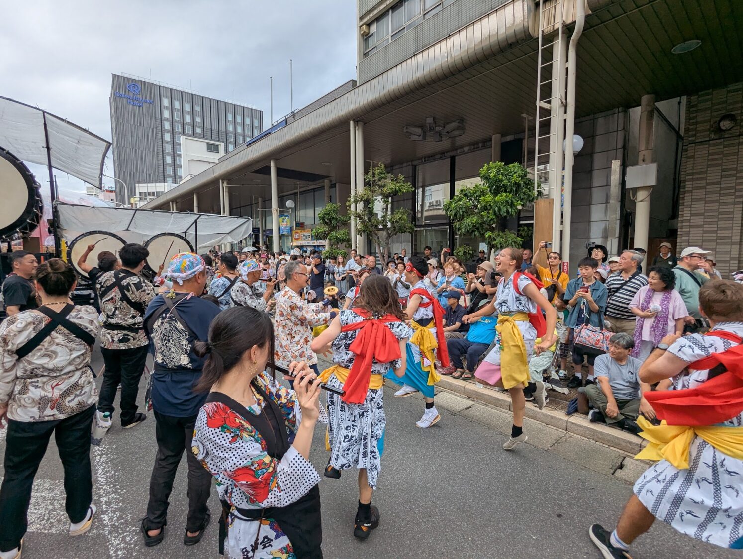 跳人。(圖/下町貴族 提供)