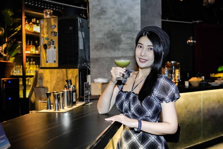新北市有種茶與 Opera 酒吧聯名推出一季限定3款茶調酒，邀請親臨體驗聯名茶調酒的獨特風味。【※ 禁止酒駕；未滿十八歲禁止飲酒】　圖：新北市政府農業局／提供 