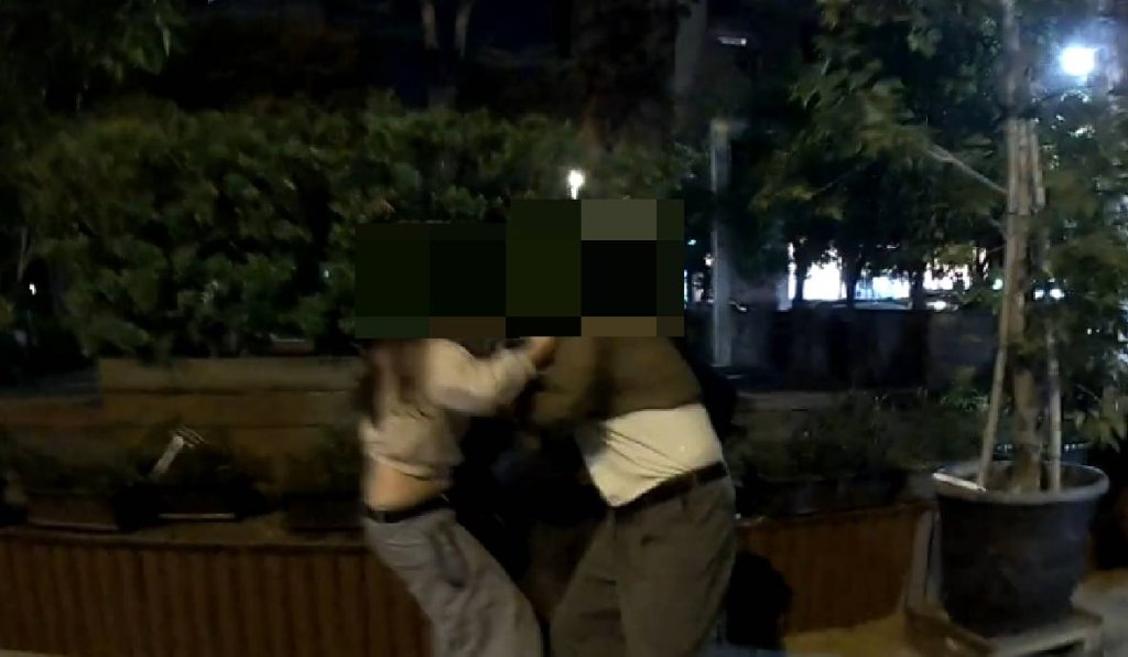 為分攤費用鬧翻台中男女夜店外大打出手!- 警到場制止送辦