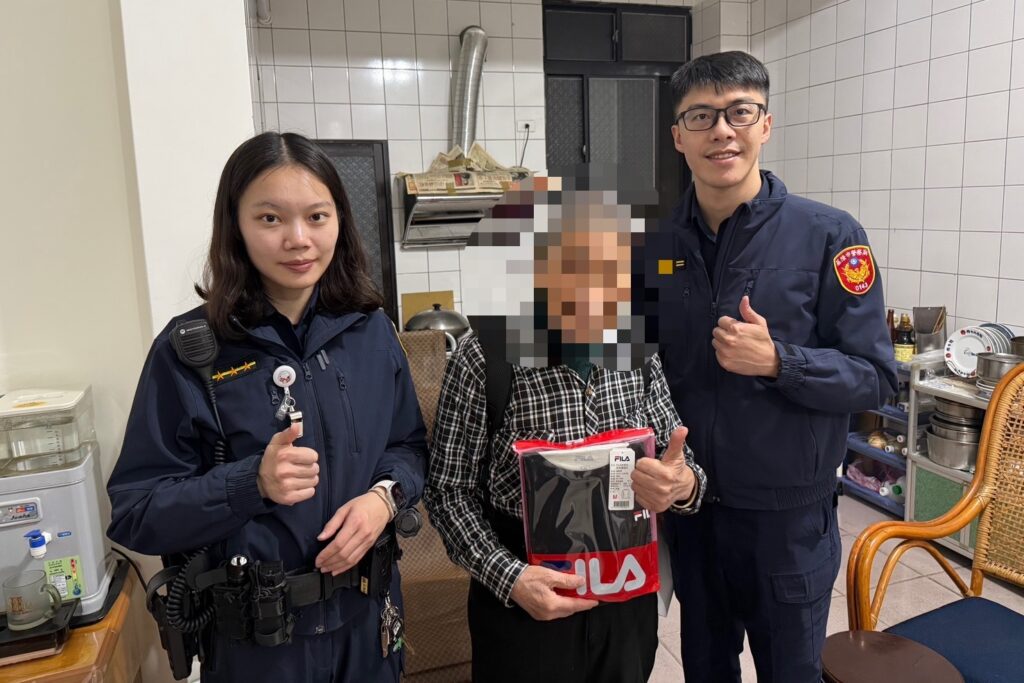 低溫來襲欣沺團隊寒冬送暖 基一警響應發送長者與弱勢 38 MEITU 20251213 204618542 1