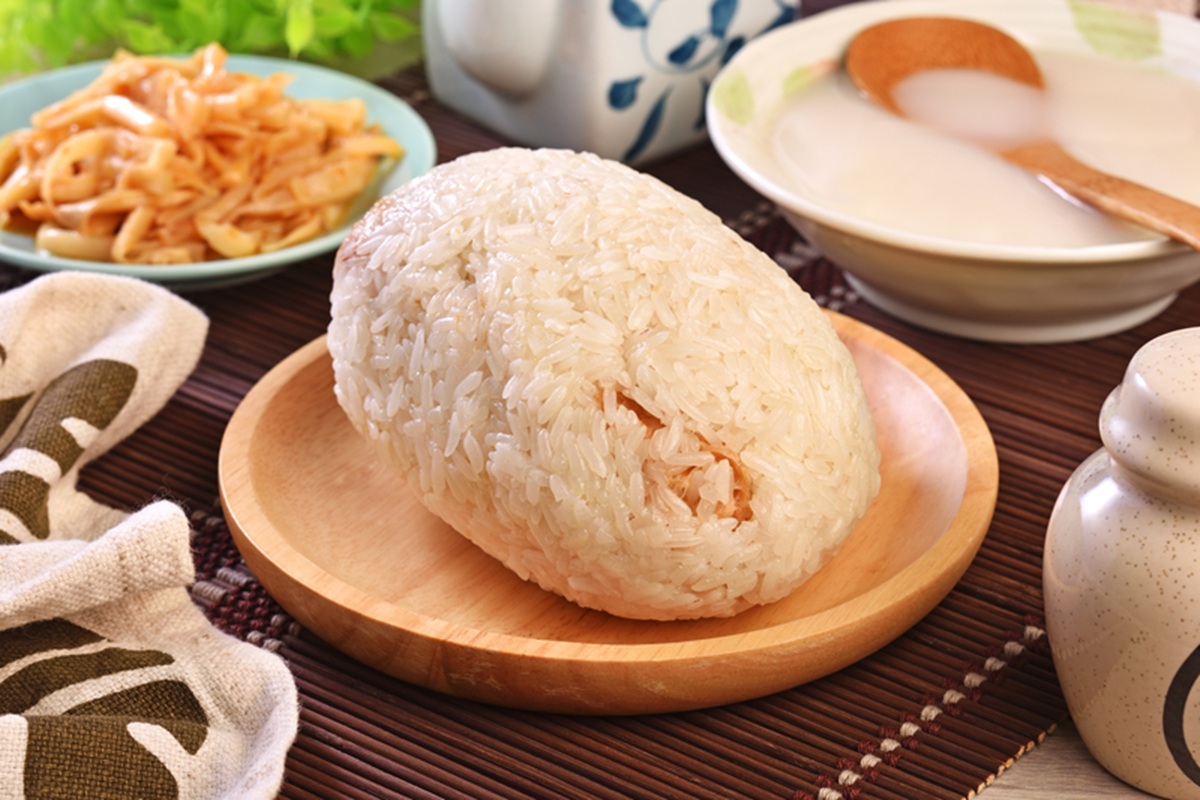 早上吃飯糰就「斷電」？醫揭冬季更易「暈碳」真相：不是吃太飽，是血糖在坐雲霄飛車