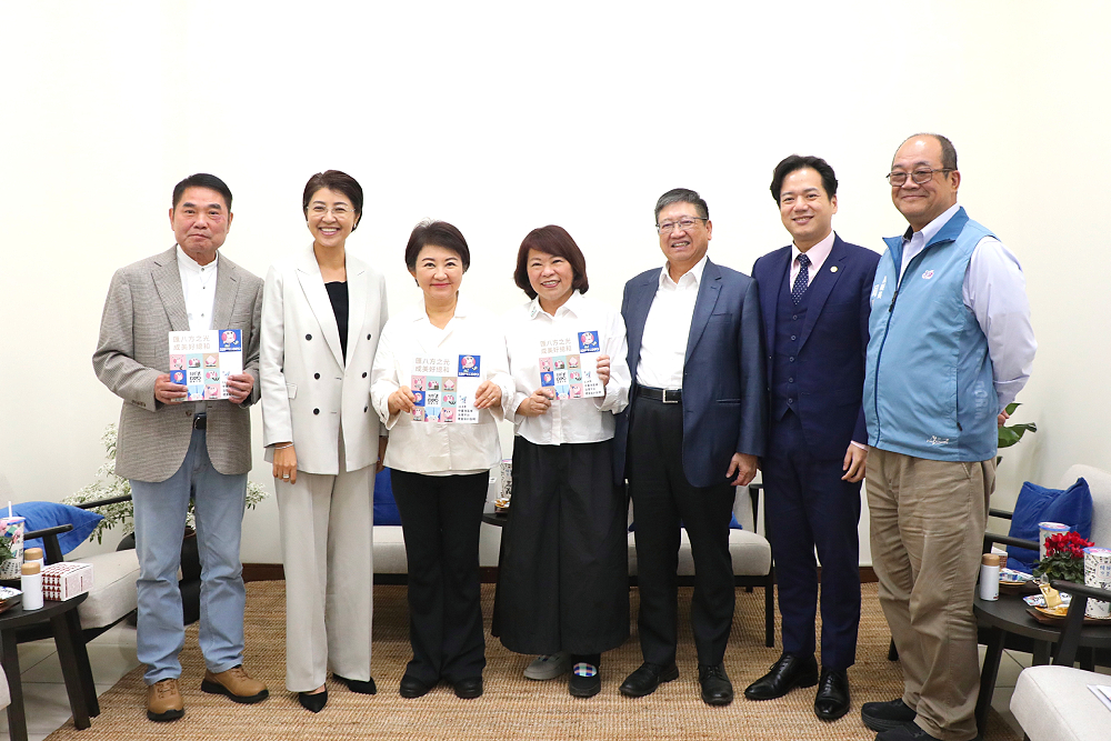 中台灣治理平台見藍營大太陽 聚焦盧秀燕整合力 294 中台灣治理平台見藍營大太陽 聚焦盧秀燕整合力 293