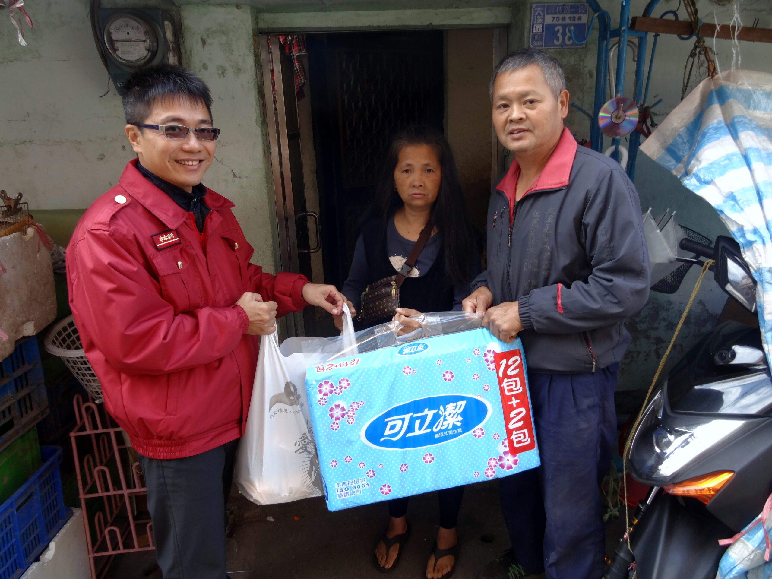 本業外更關懷弱勢 桃消圳頂分隊陳彥志獲全國好人好事肯定 S 21389534 scaled