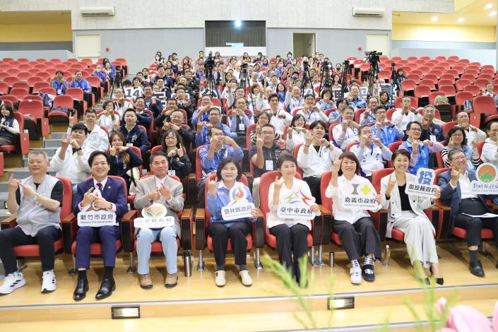 ▲張麗善縣長出席中台灣治理平台會議，推動跨域合作，打造雲林新產業願景。(記者劉春生攝）