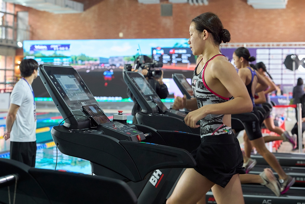 48位V鐵人熱血開戰感受如臨台北街頭的沉浸式三鐵挑戰。