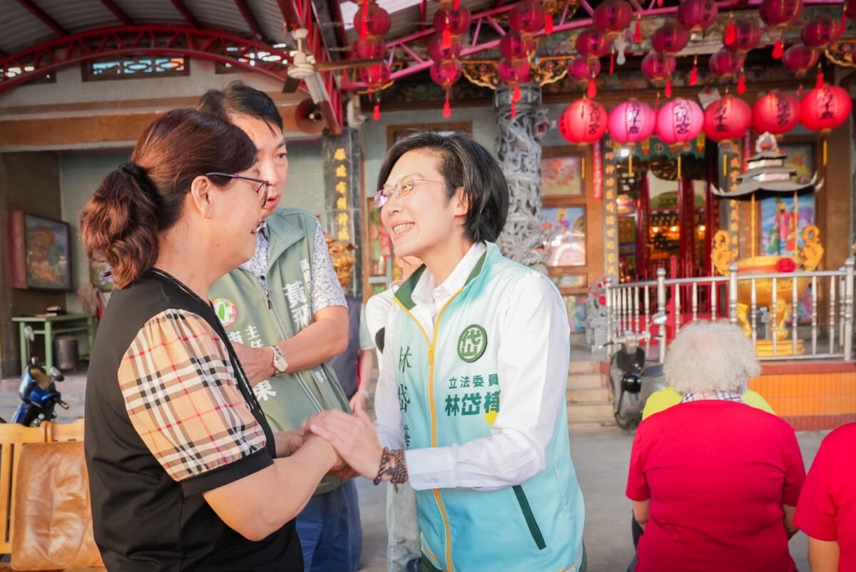 ▲走進庄頭、站在市民中間,林岱樺:市政不是口號,是把人放第一。