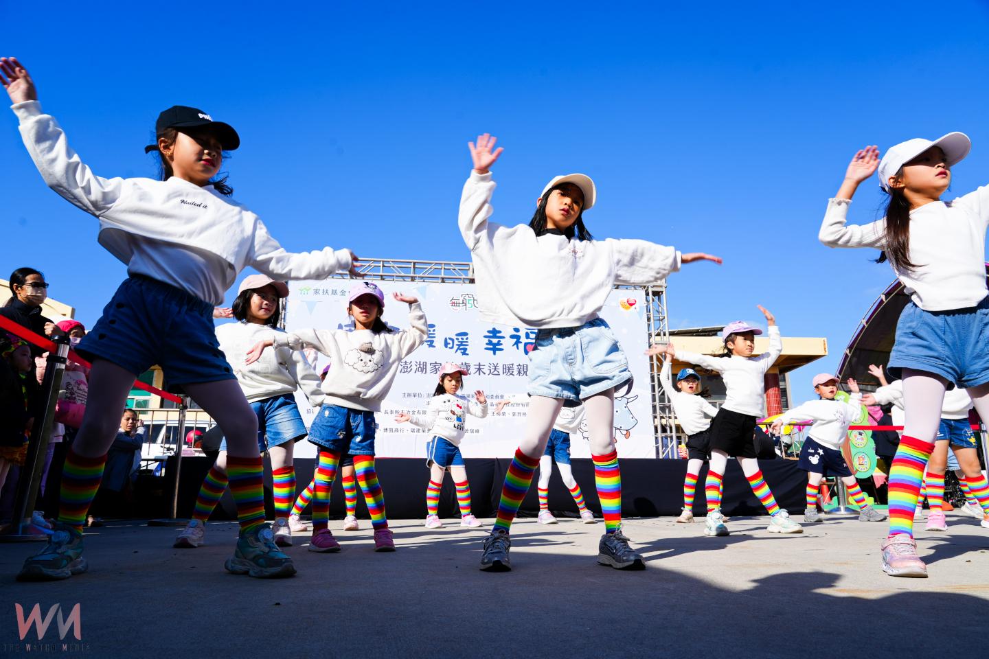 澎湖家扶歲末送暖親子園遊會熱鬧登場 千人不畏低溫齊心響應 - https://www.watchmedia01.com