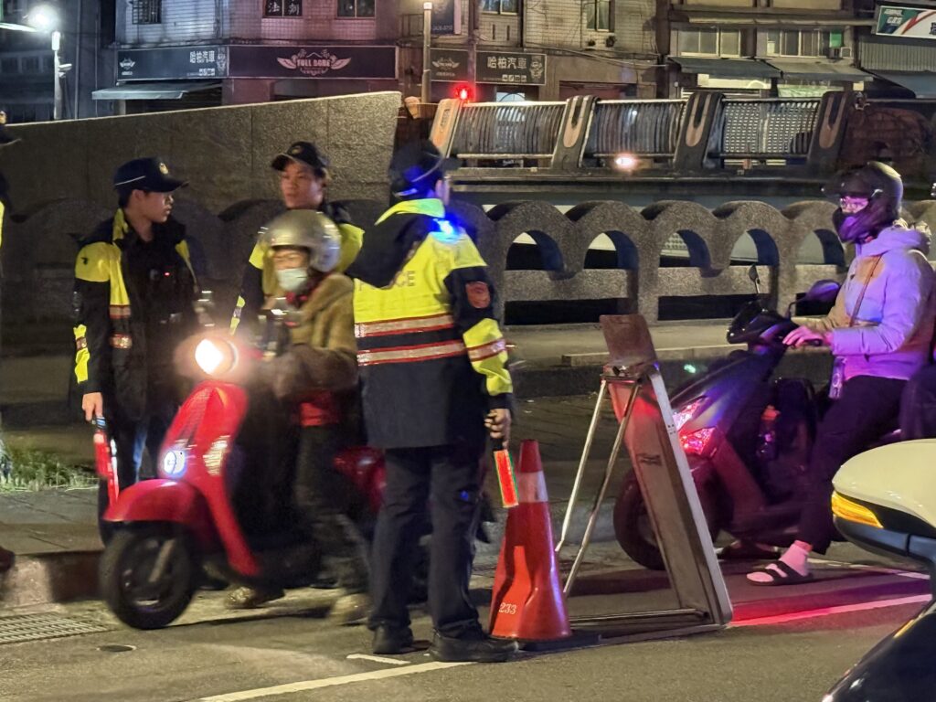 警方實施 威力掃蕩 強力防制毒駕 守護用路人安全 29 %E4%BA%94 4