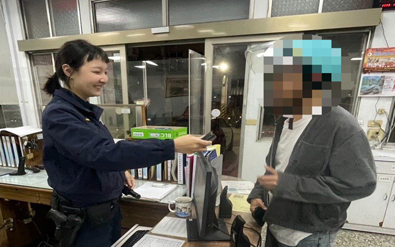一通電話找回遺失錢包　女警熱心服務獲民眾讚許