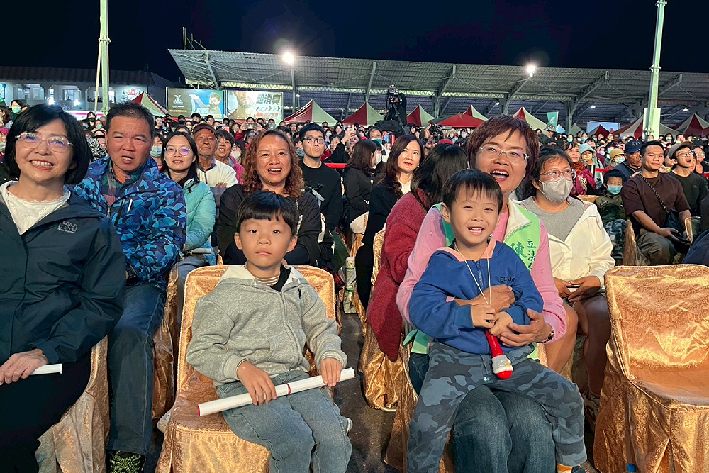 民進黨彰化縣長提名今民調開跑 4強陸空戰拚出線 52 民進黨彰化縣長提名今民調開跑 4強陸空戰拚出線 51