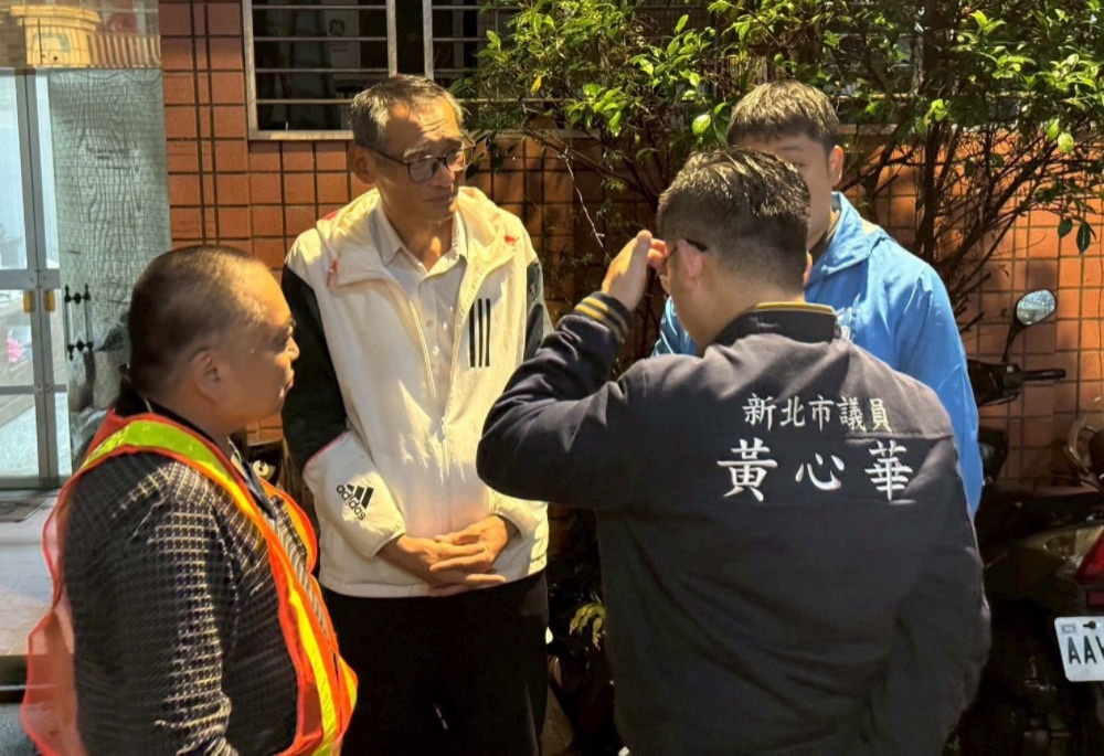 新店擋土牆灌漿意外砸破民宅 黃心華籲新北市府速給受災戶回家時程 224 248251215a01