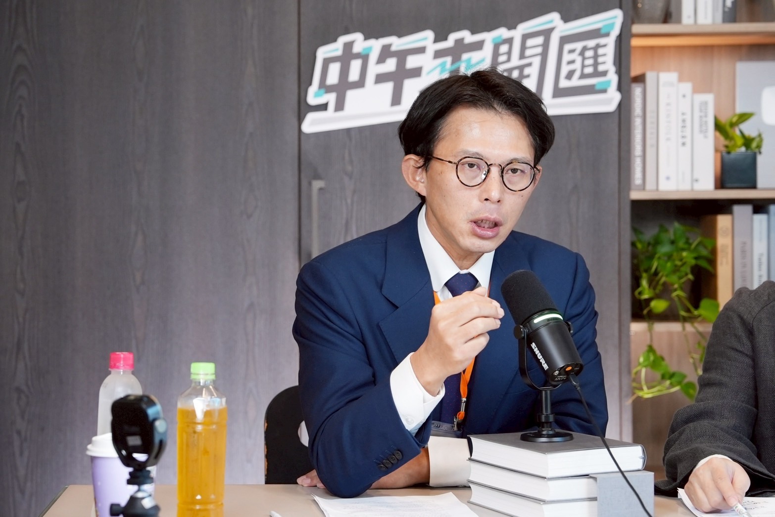 中午來開匯／回應顧立雄採購案談話　黃國昌：慶富獵雷艦既視感 219