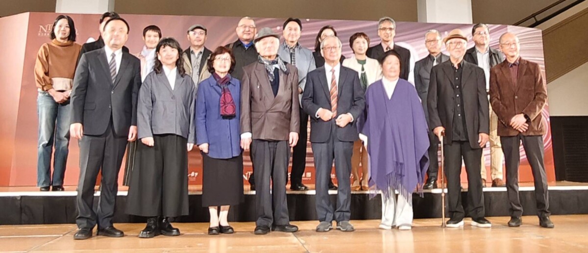 ▲國立台灣交響樂團資深元老和與貴賓合影。