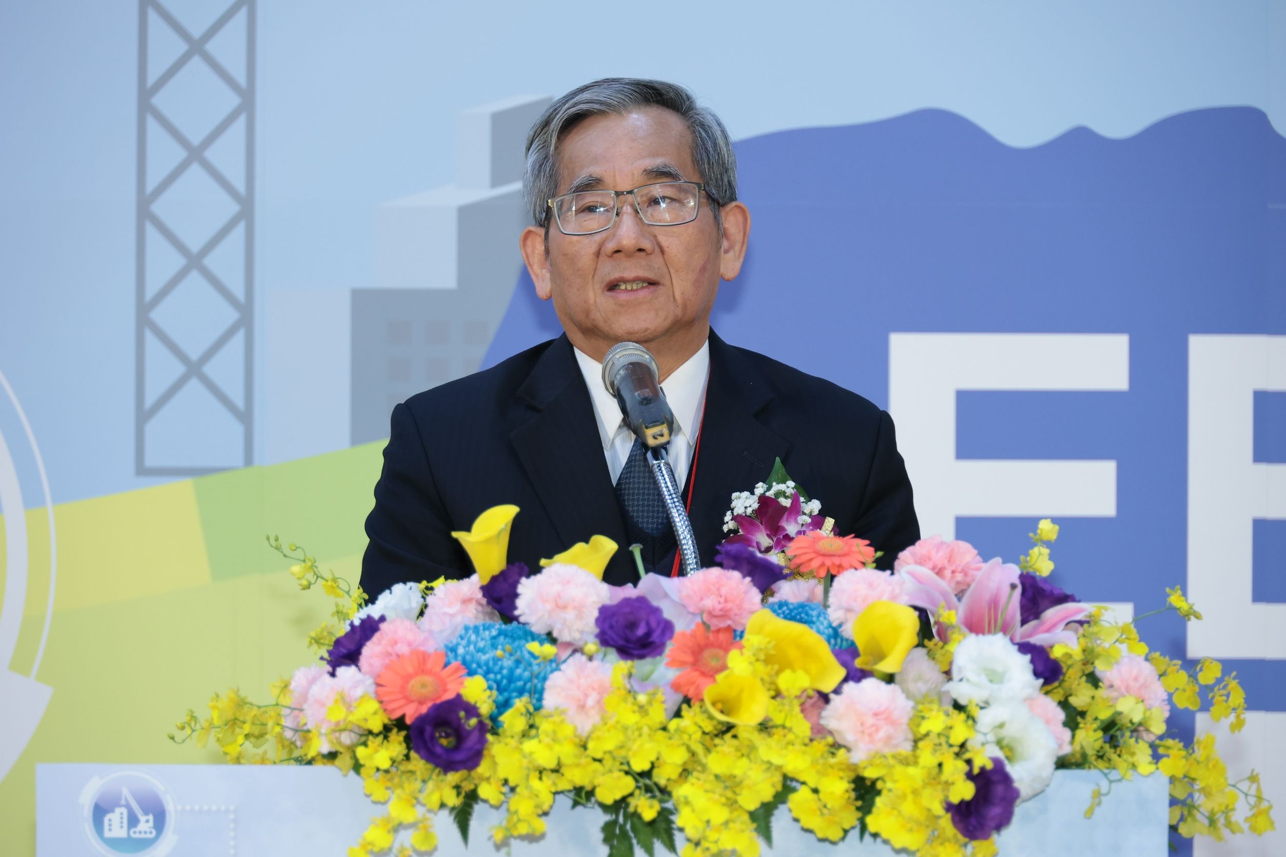 內政部建研所第二屆低碳建築標示授證與論壇提升臺灣建築淨零競爭力 - https://www.watchmedia01.com