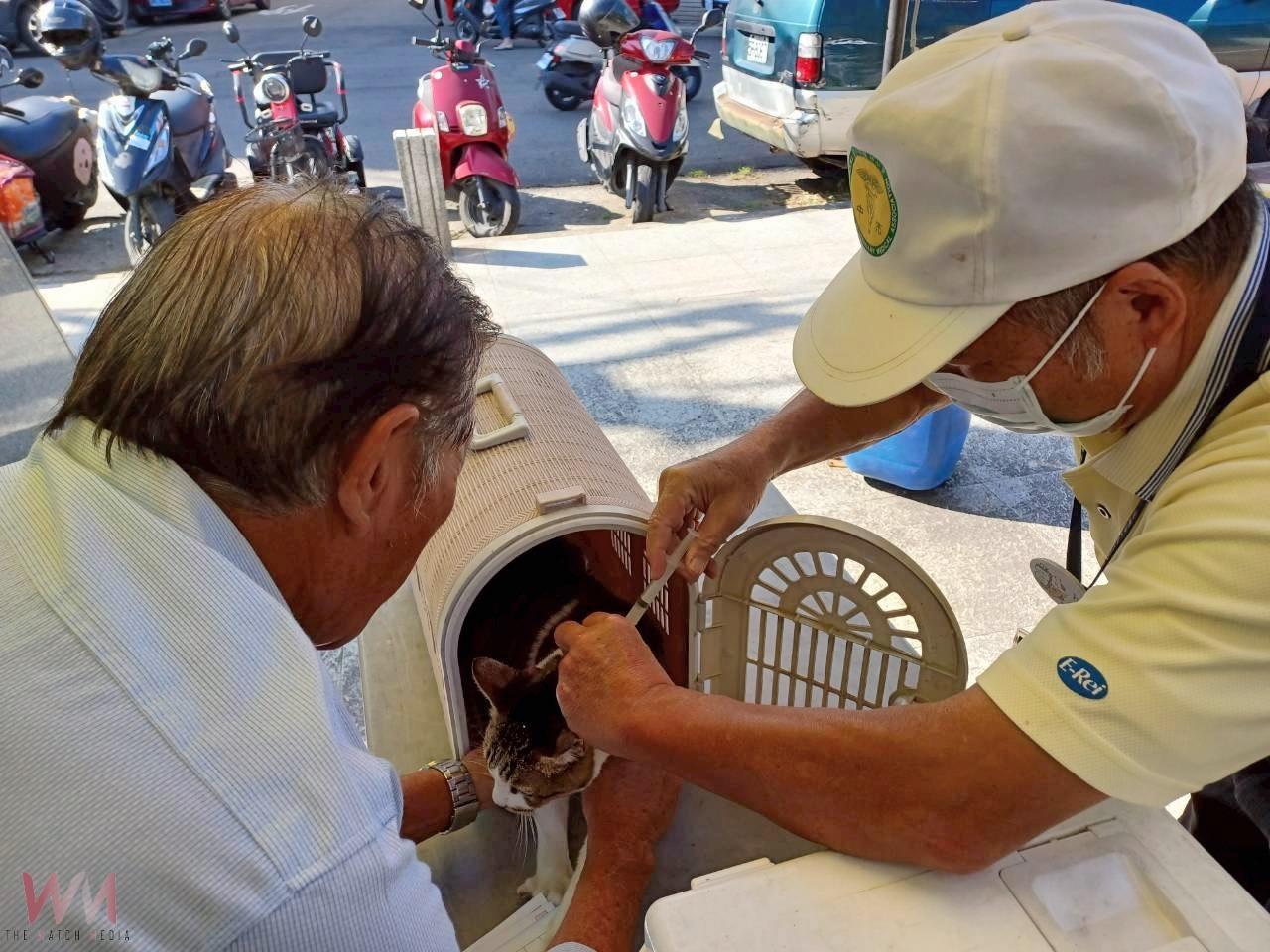 落實寵物防疫觀念 中市巡迴注射開跑 邀市民帶毛孩一起守護健康 - https://www.watchmedia01.com