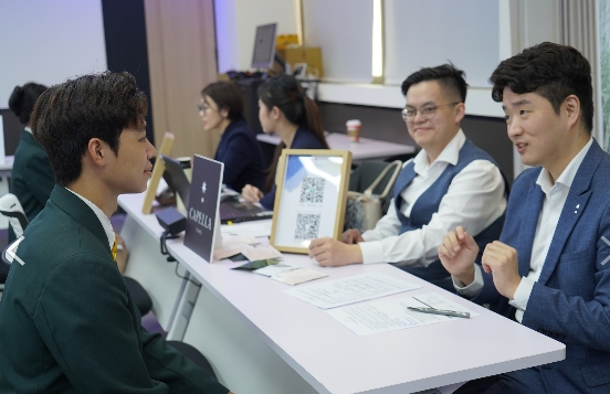 ▲高餐大透過制度化培訓,協助學生在在學期間即累積實務經驗,銜接未來國際旅館職涯。 。(記者 李堂安 翻攝)