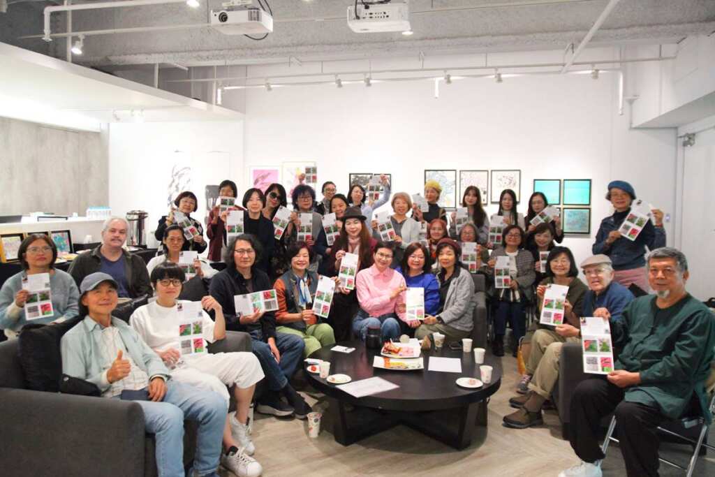 ▲《出發-林秋芳 紐約駐村創作分享會》嘉賓合影。（圖／大象藝術空間館提供）