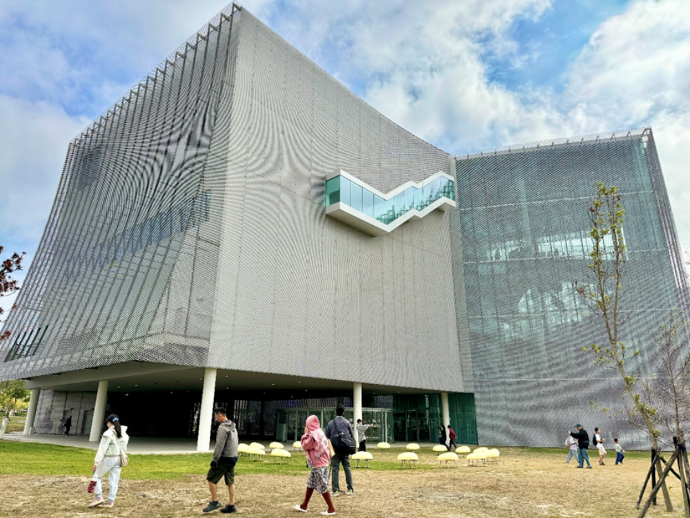 【有影】臺中綠美圖正式開館 雙館共構啟動城市文化新篇章 252 cnews195251216a01