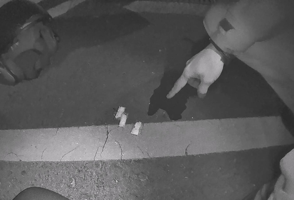 手掌夾安毒 35歲男警察面前變魔術破功涉毒駕 244 cnews204251216a08