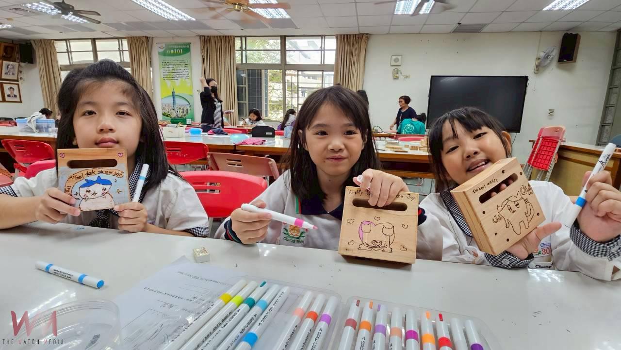廢木重生傳愛心 崇文國小童軍義賣音箱助尼泊爾女孩 - https://www.watchmedia01.com
