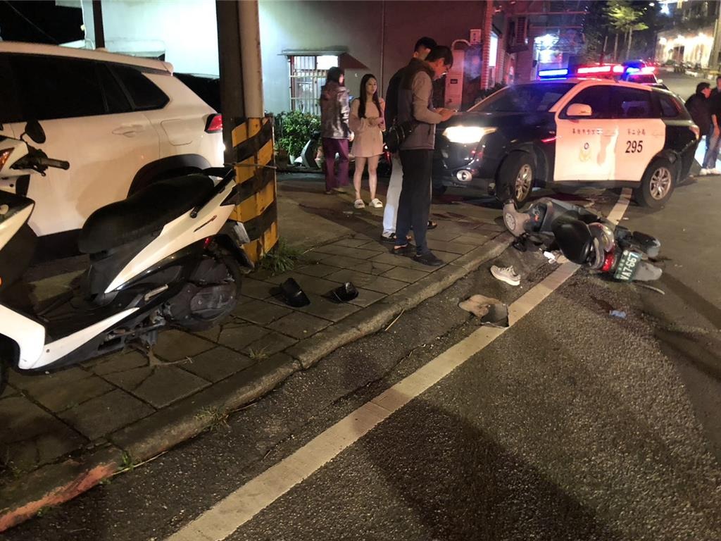 警消人員獲報趕抵時,張男已無生命徵象,經緊急送醫搶救仍不幸宣告不治。