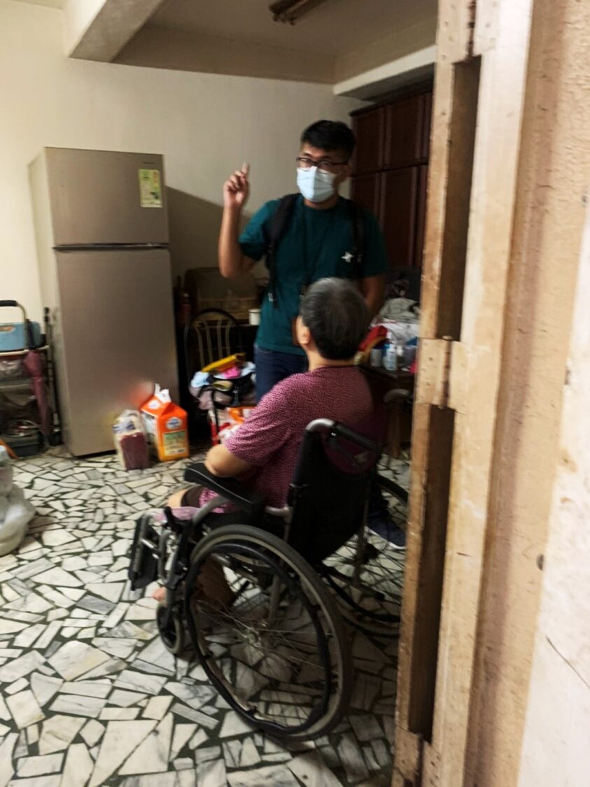 林堉璘宏泰公益信託獻愛,陪伴高雄長者活得有尊嚴