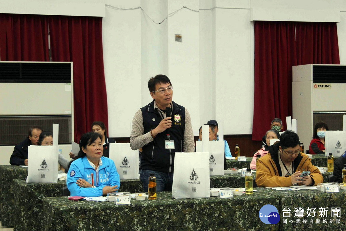 桃園市政府環保局攜手陸軍航空601旅,邀集三區共49位里長召開「航空噪音補助與權益說明會」。<br /><br />