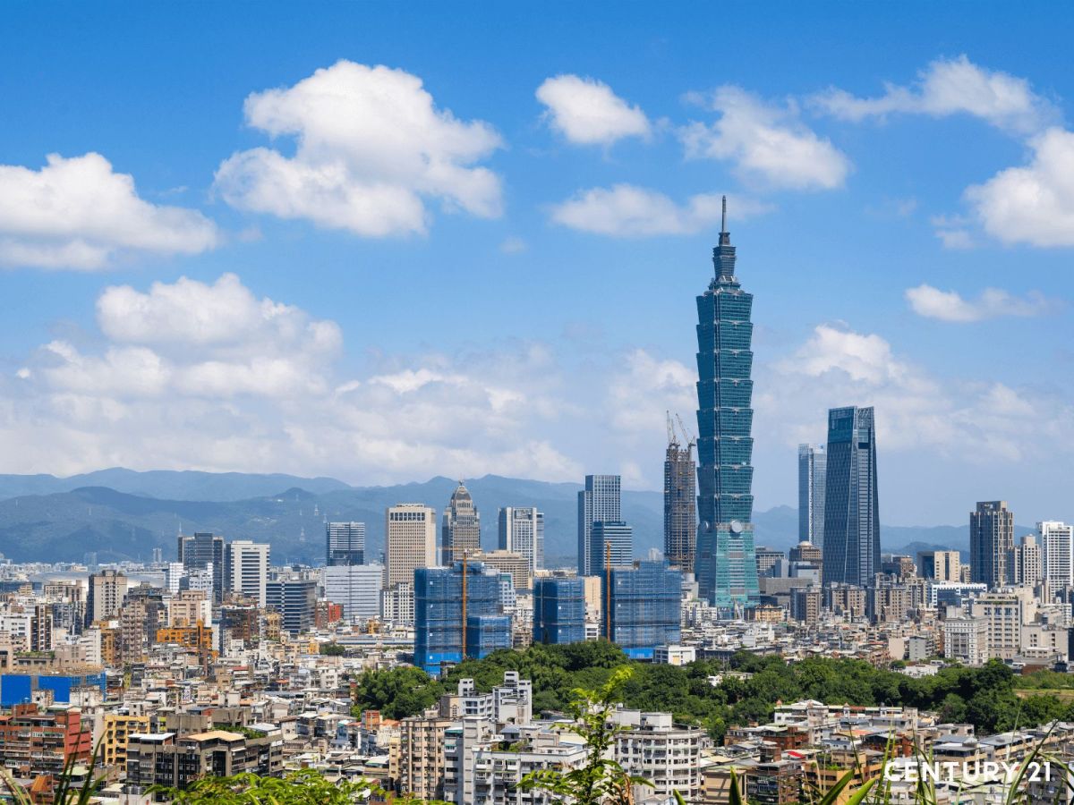 圖/2025年台灣房市在政策緊縮與景氣轉折交織下,告別「追價搶房」的高溫氛圍。(21世紀不動產 提供)
