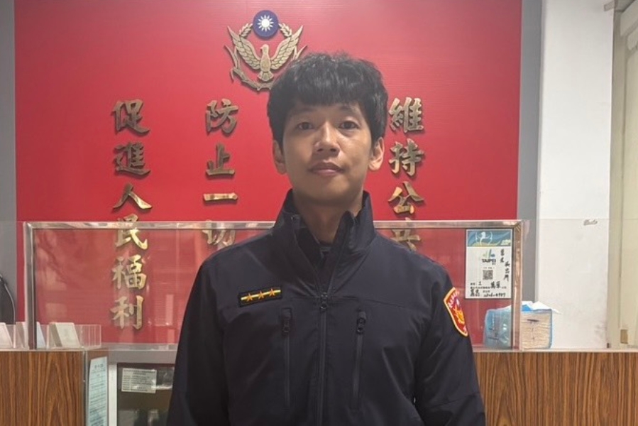 迷途婦人外出忘歸途 萬華警熱心助返家 55 %E5%BC%B5%E5%BF%A0%E4%BB%81