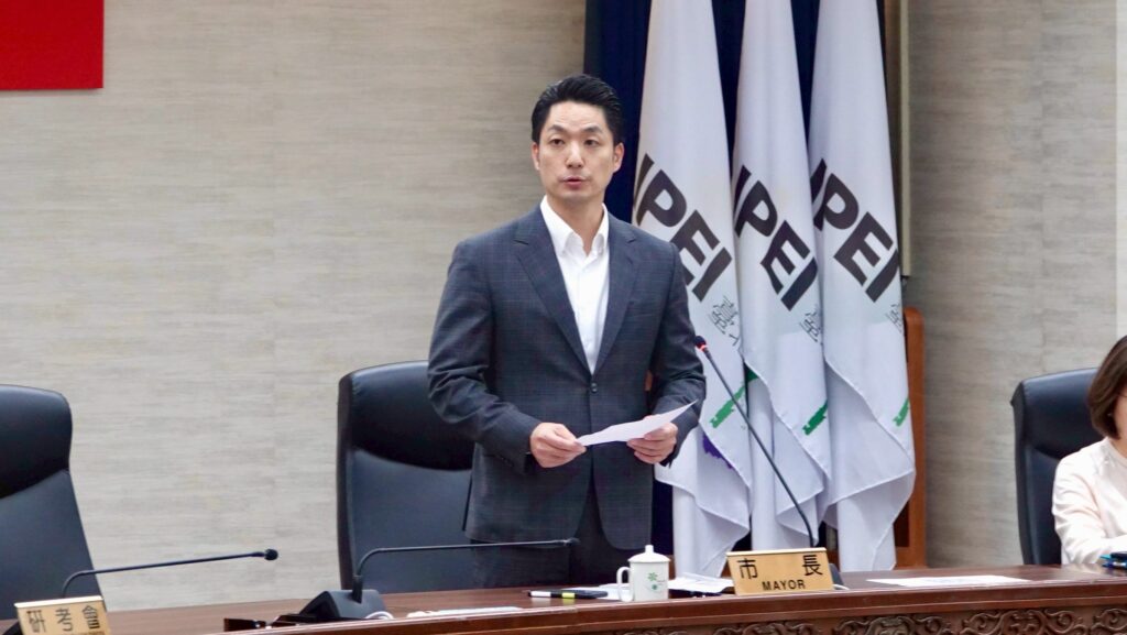 行員機警阻詐千萬 市長親頒獎金表揚 51 %E4%B8%80 58