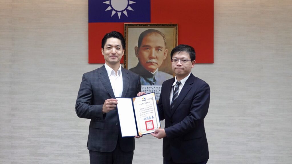 行員機警阻詐千萬 市長親頒獎金表揚 53 1766135314921