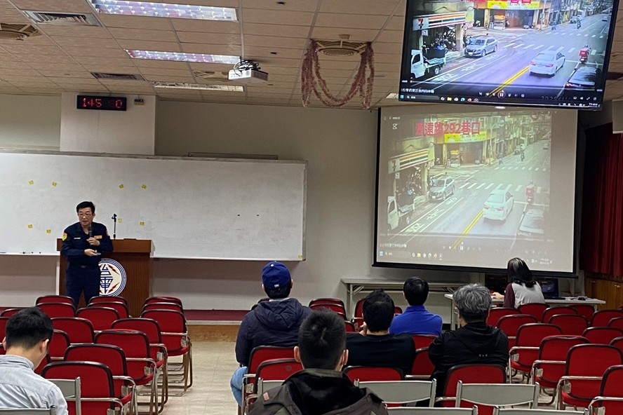 台電員工交安研習 交警應邀宣導交安 54 MEITU 20251219 173115354