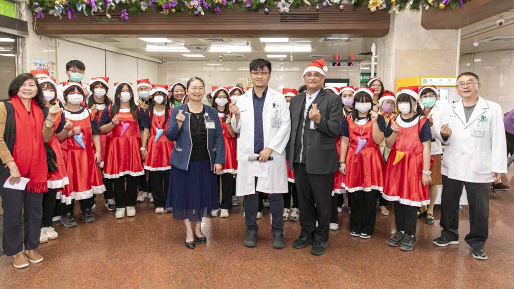 ▲2025向日葵的祝福 聖誕愛在門診暨健康宣講活動。(圖/二林基督教醫院提供)